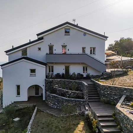 Appartement - 2 Vista Mare E Piscina *