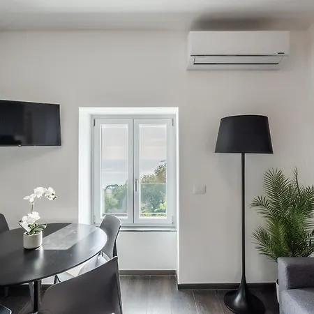 - 2 Vista Mare E Piscina *