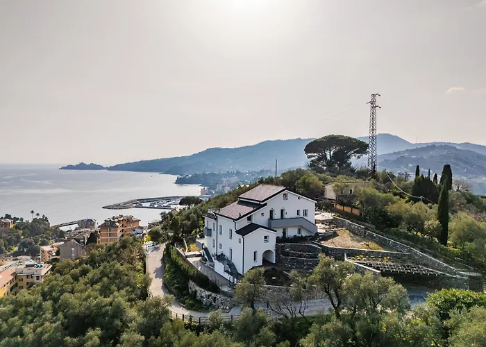 - 2 Vista Mare E Piscina Rapallo